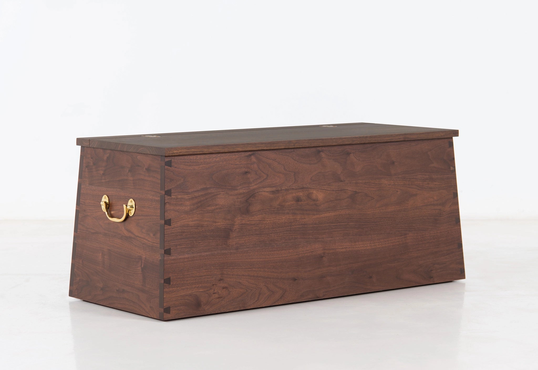 Captain's Chest – Thos. Moser