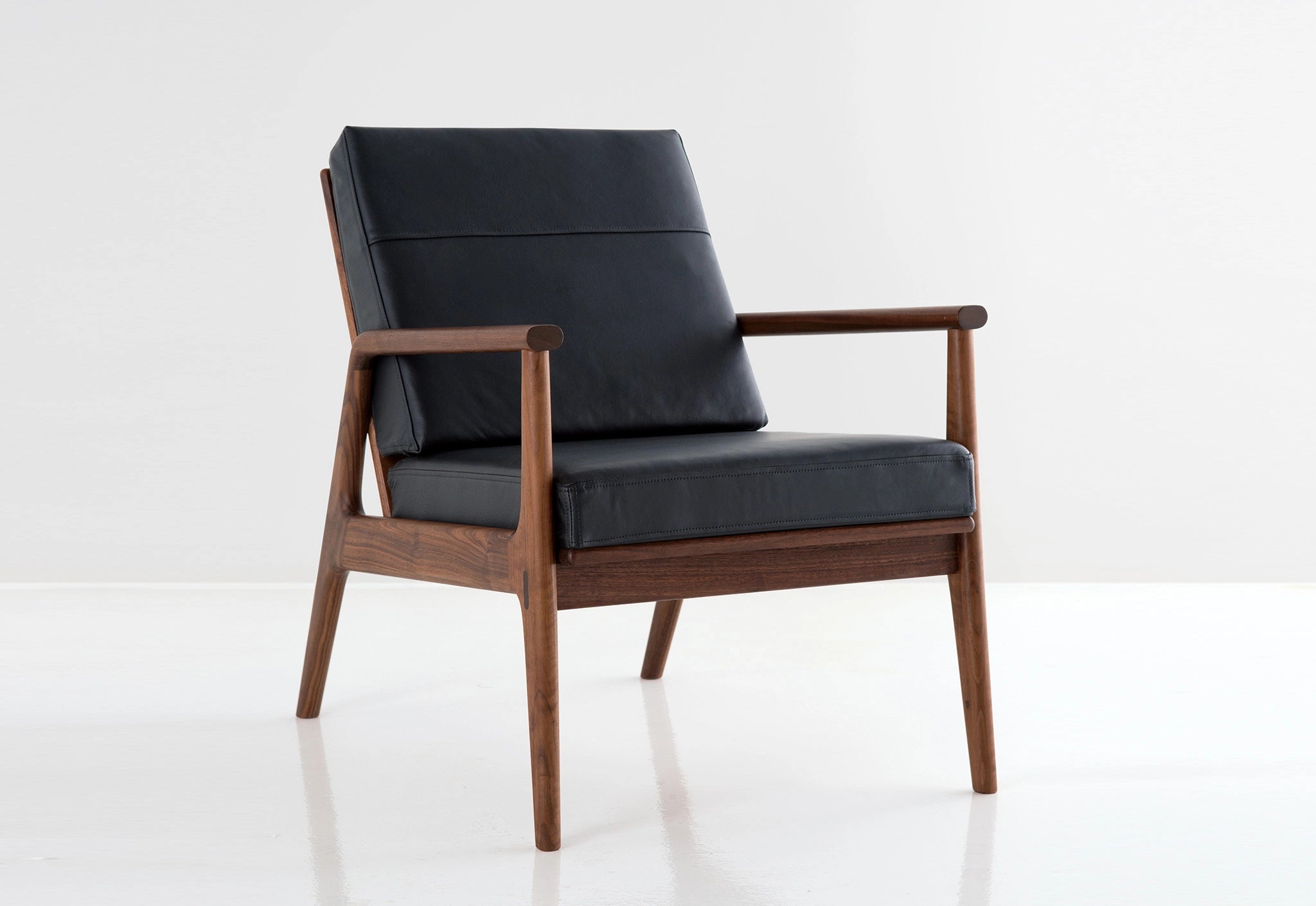 Fahmida Chair