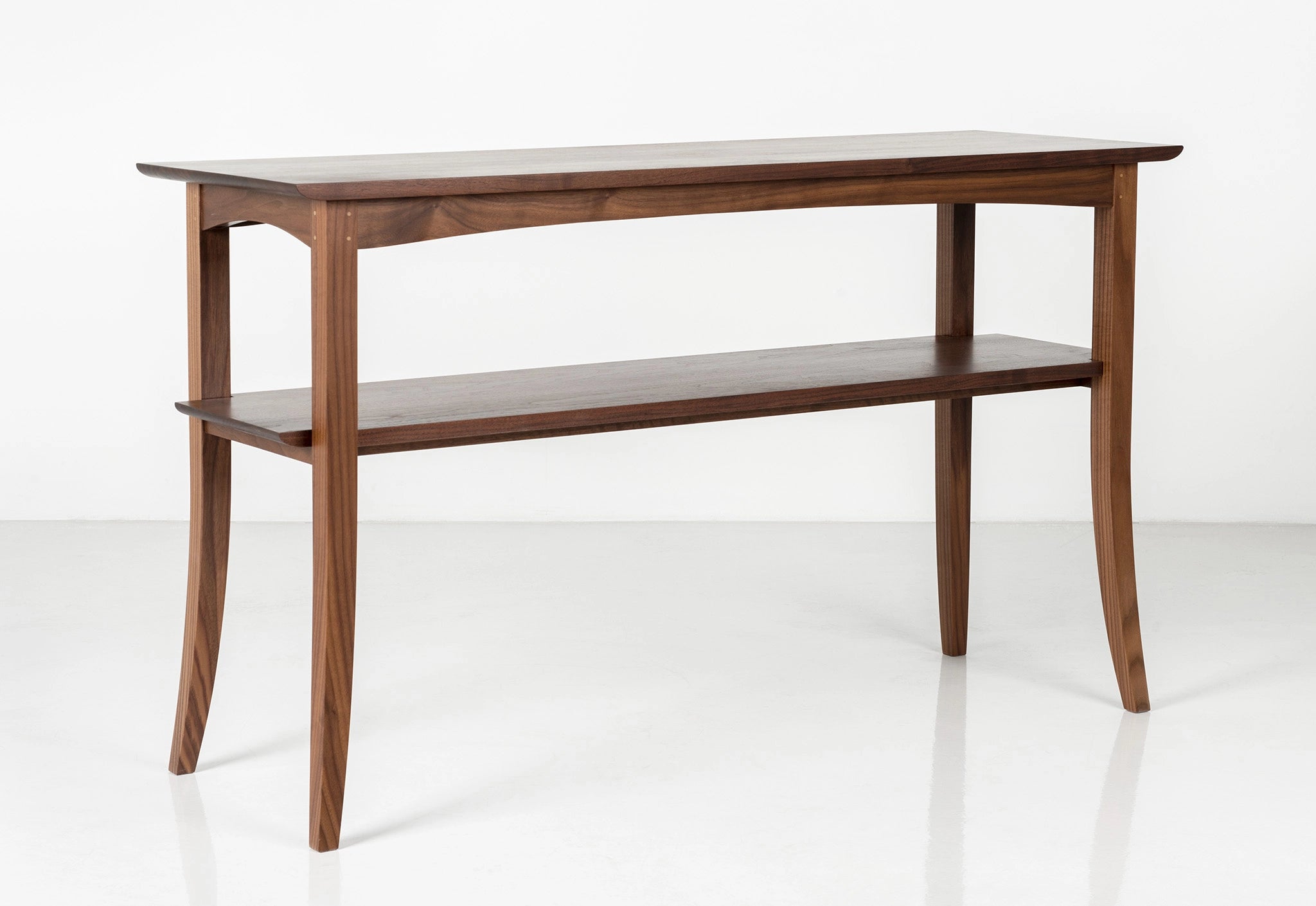 Wing Hall Table – Thos. Moser