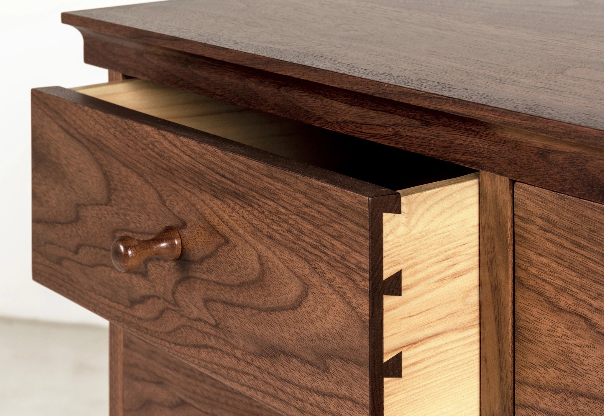 Five Drawer Dresser