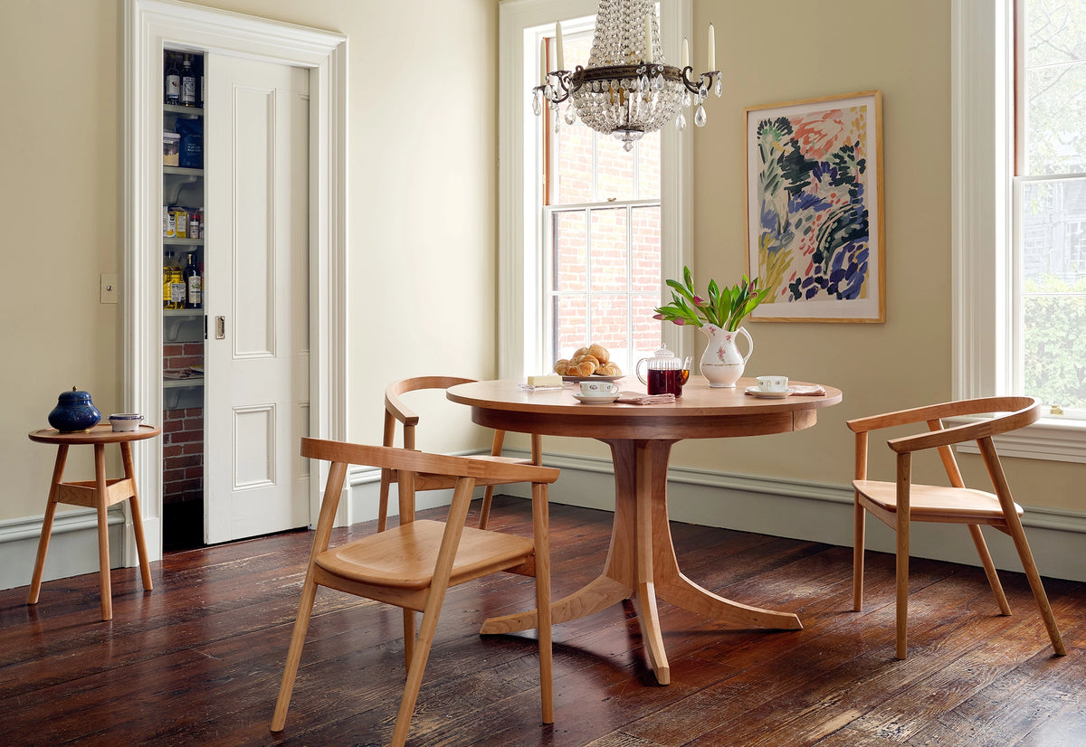 Georgetown Table - Single Pedestal – Thos. Moser Georgetown Table - Single Pedestal – Thos. Moser