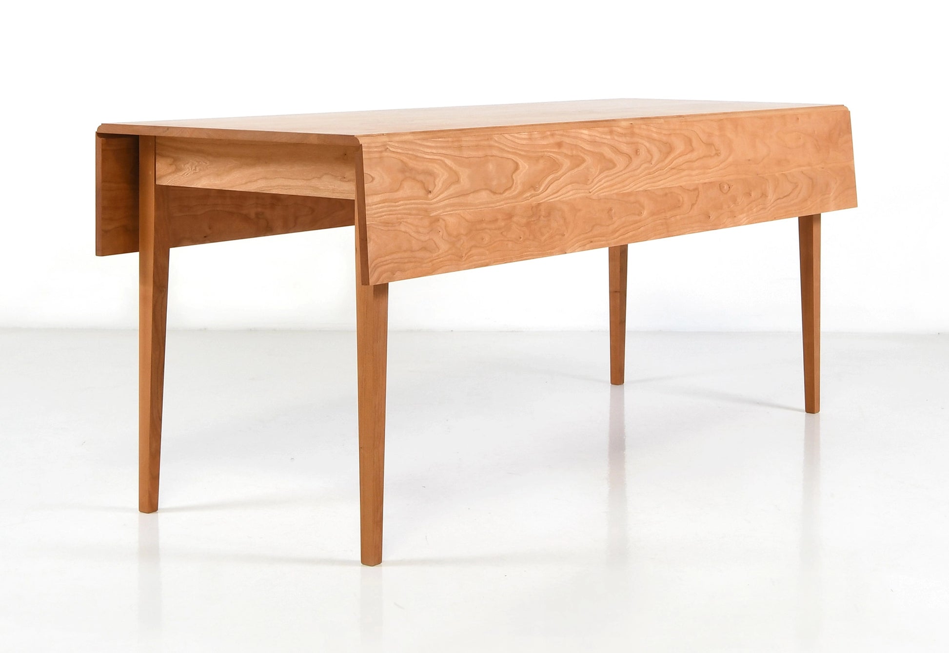 Harvest Table – Thos. Moser Harvest Table – Thos. Moser