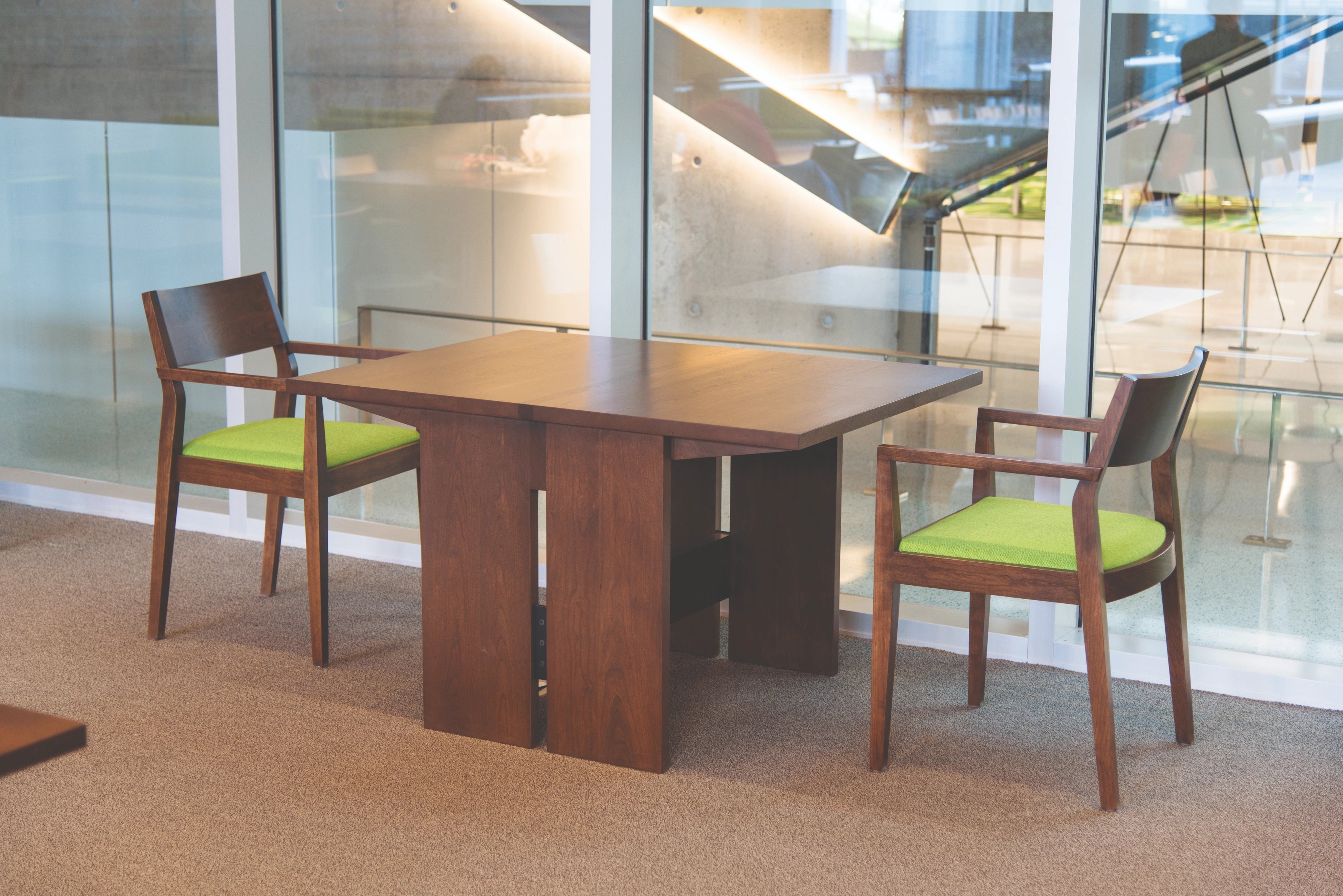 Syracuse Table
