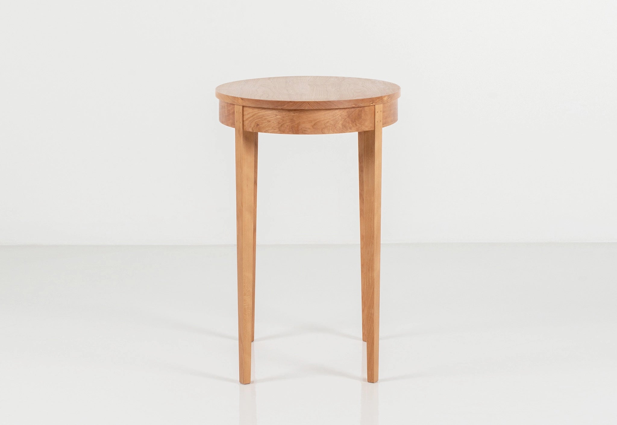 Table Minimus – Oval