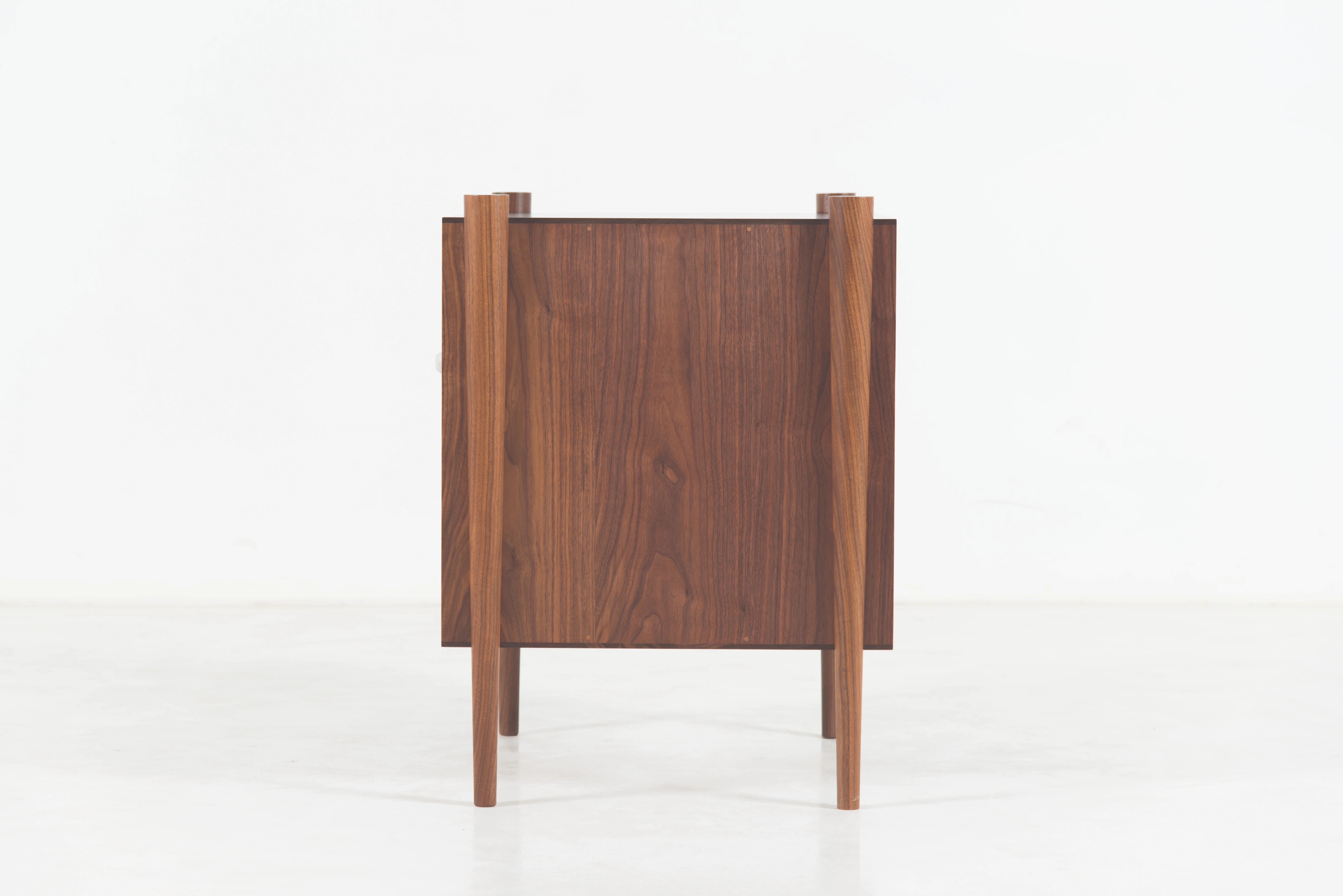 Ellipse Side Table