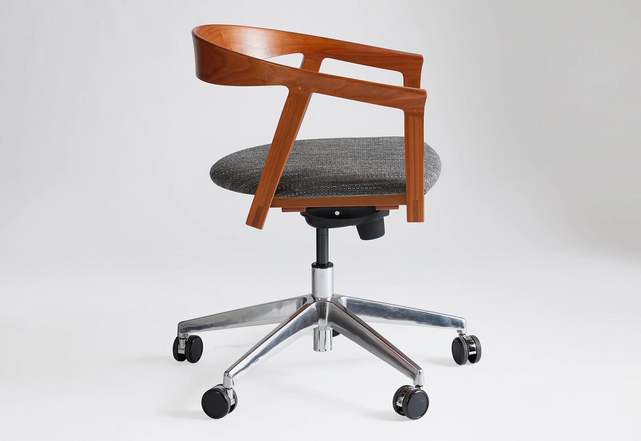 NYPL Swivel Branch Chair