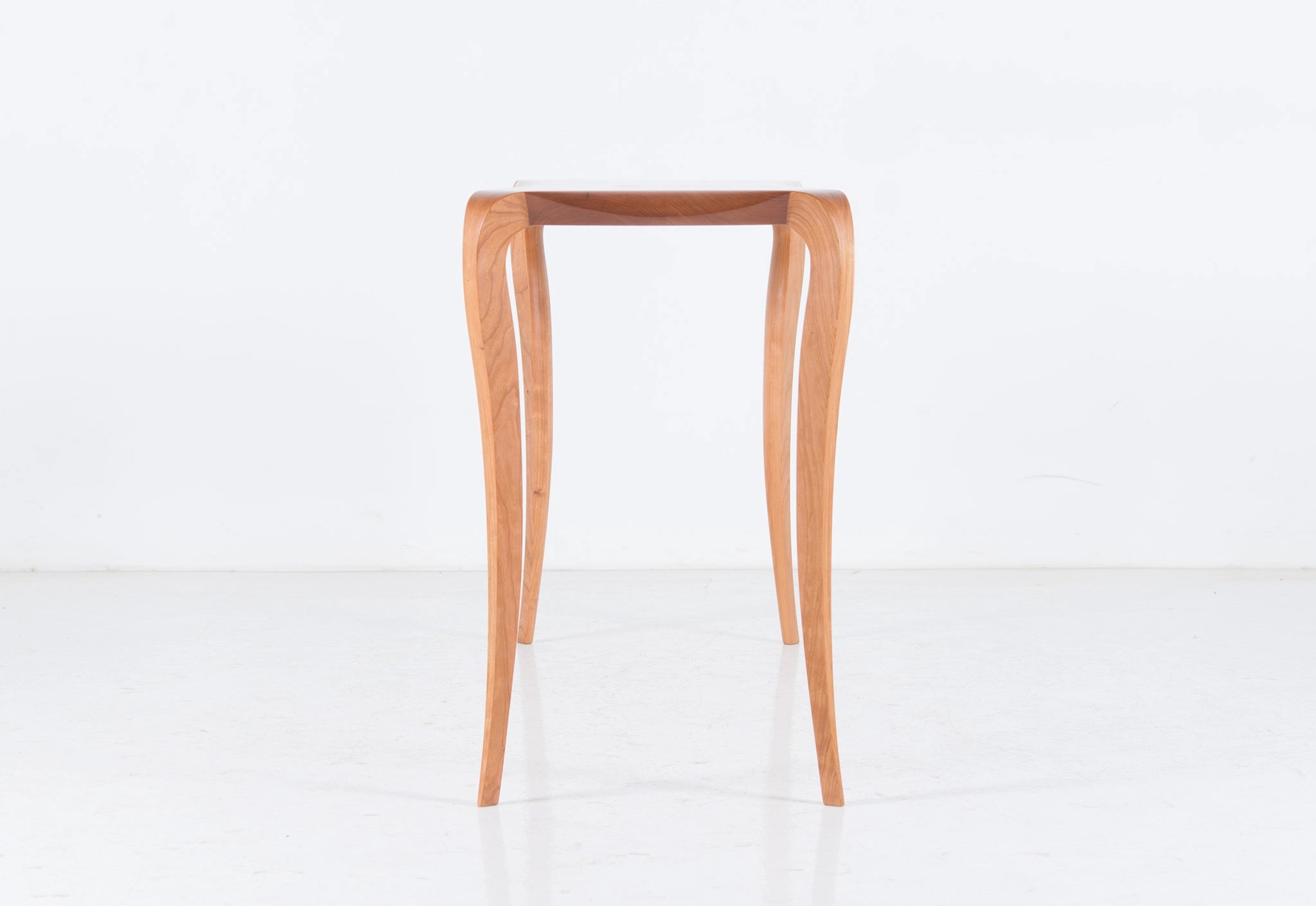 Pasadena Hall Table