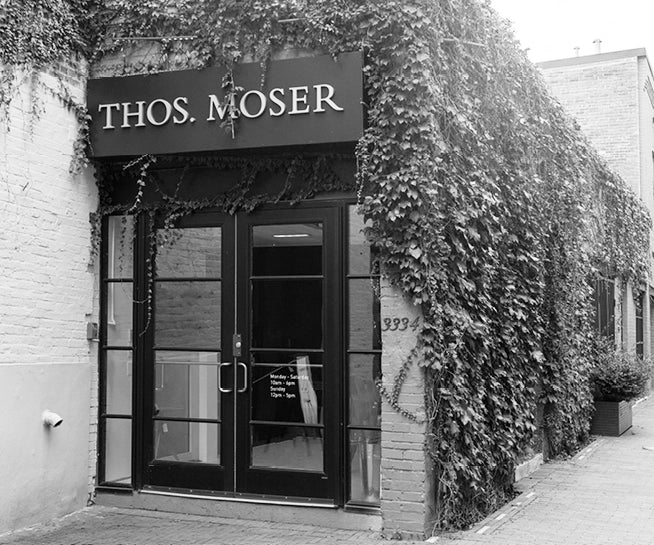 Thos. Moser