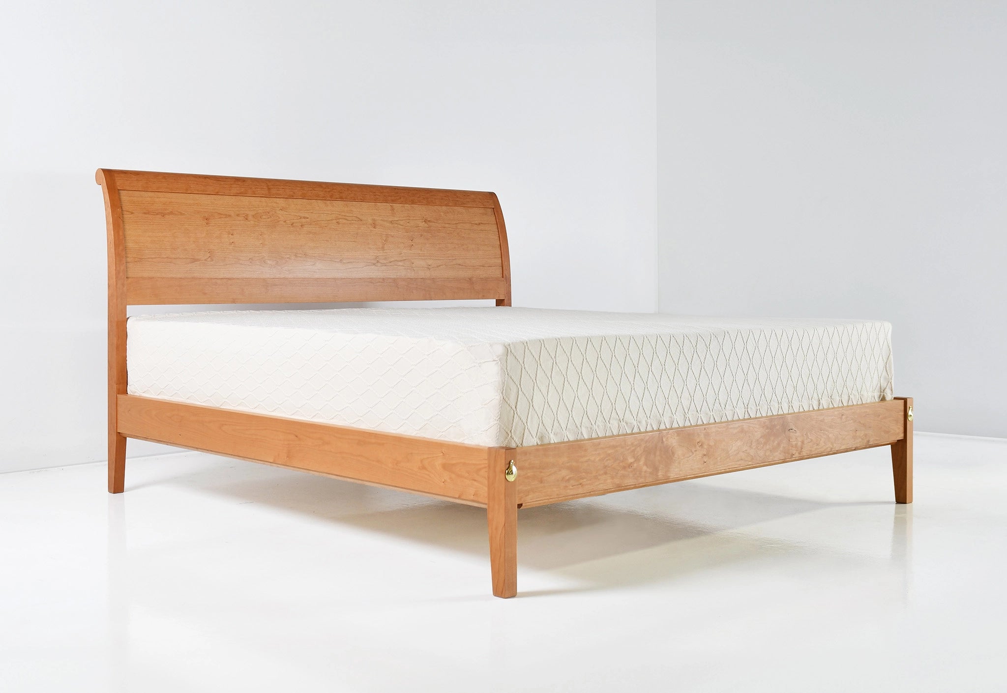 Sleigh Bed