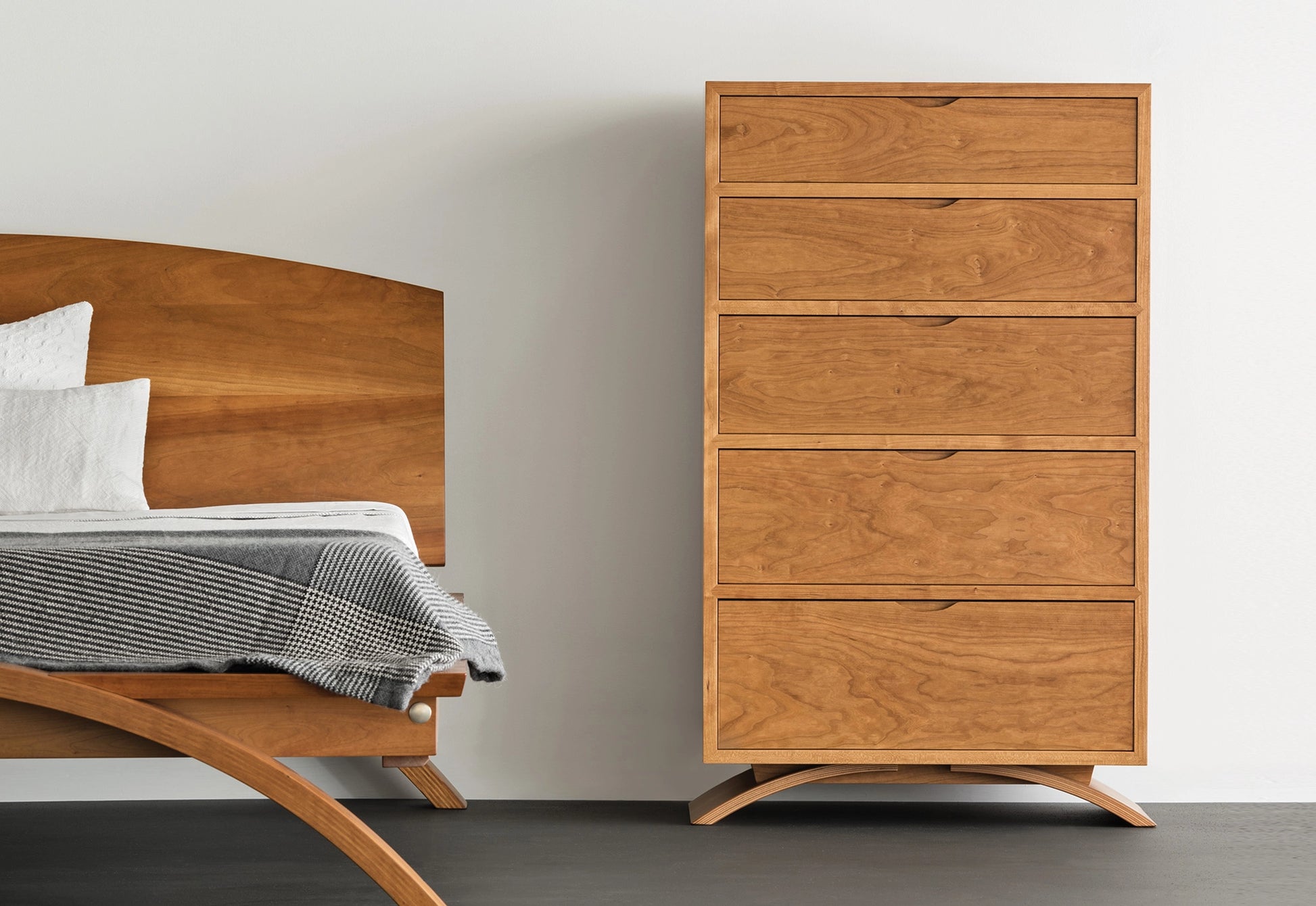 Vita Dresser