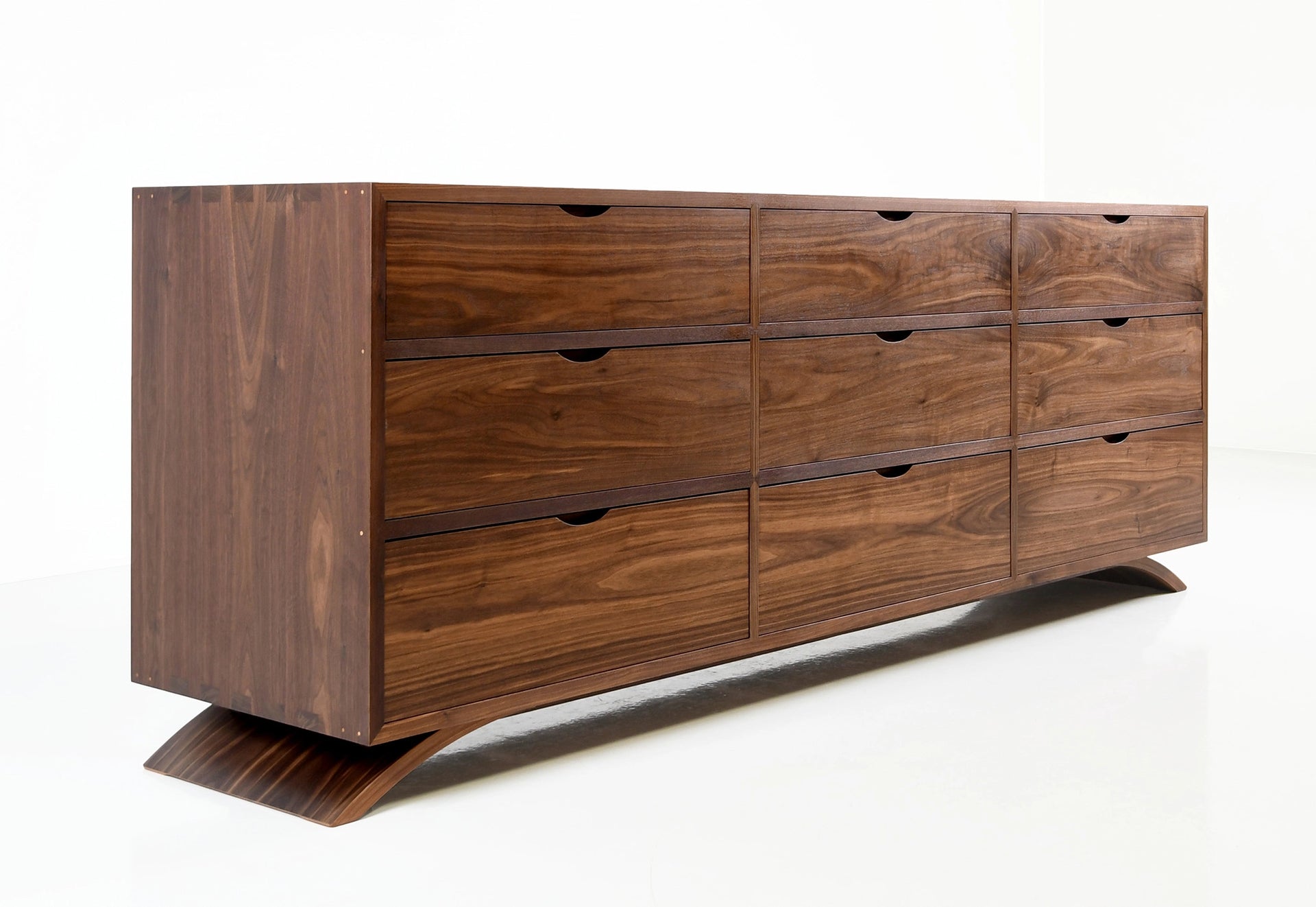 Vita Dresser - Nine Drawer – Thos. Moser