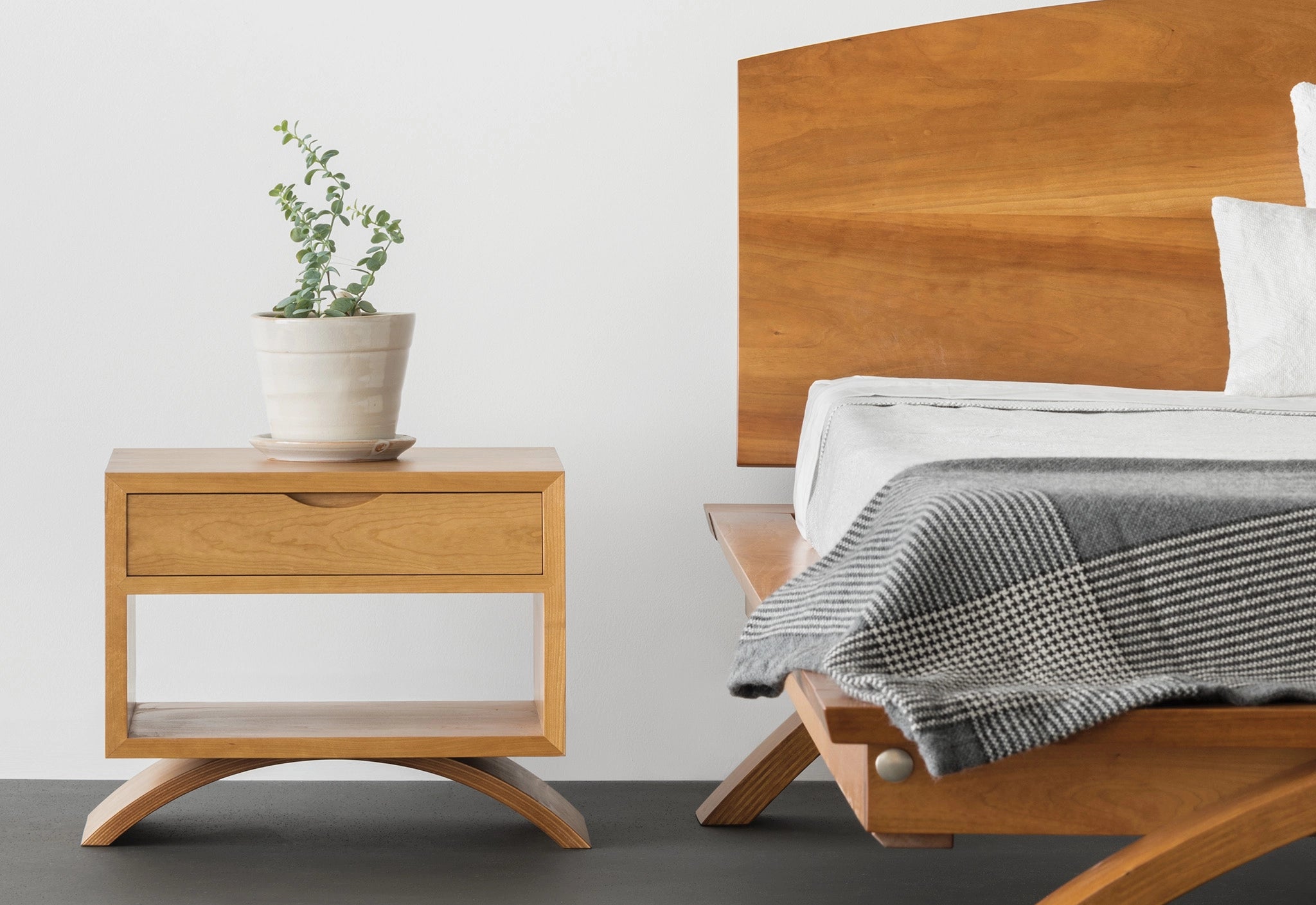 Vita Cube Side Table