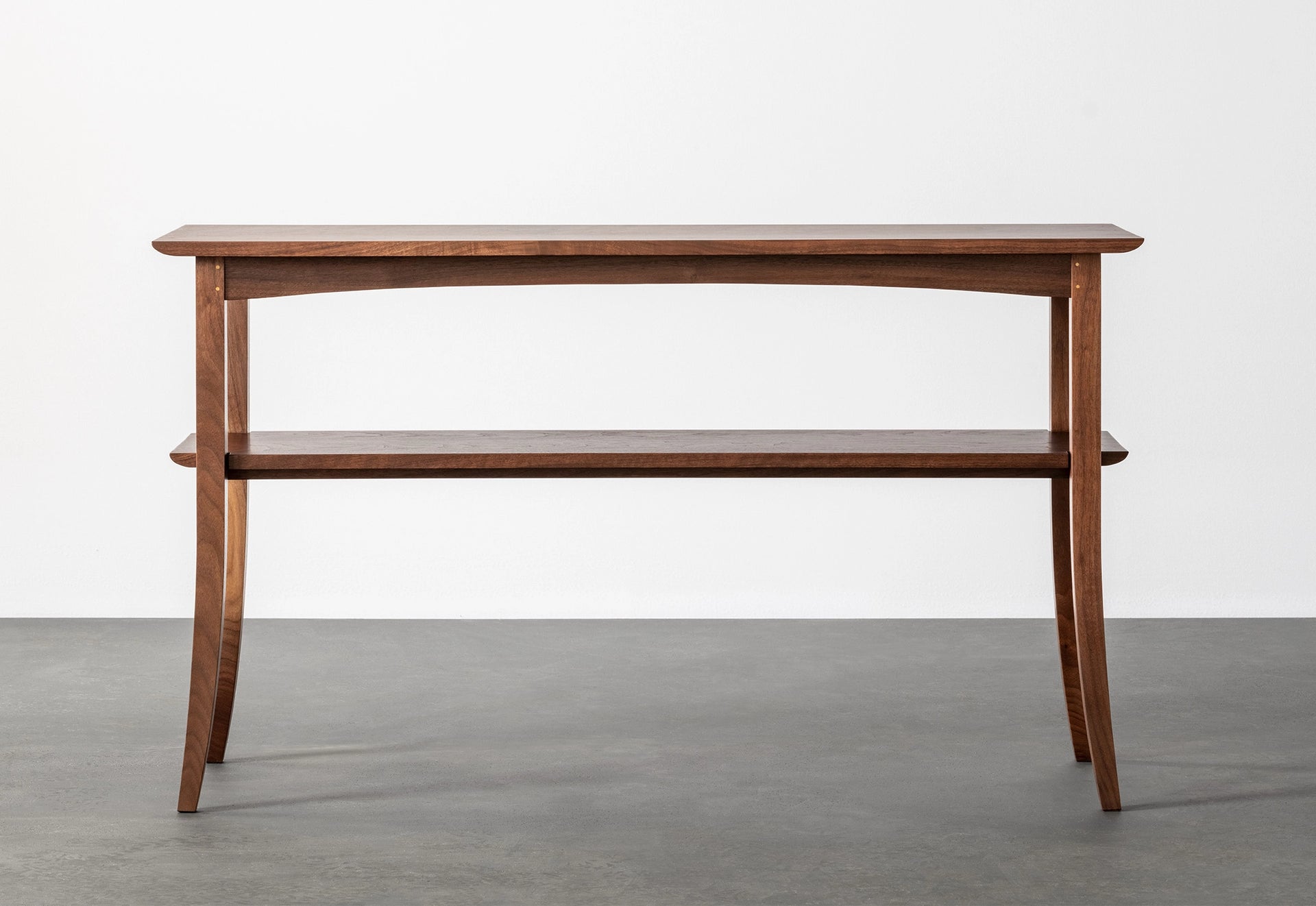 Wing Hall Table – Thos. Moser
