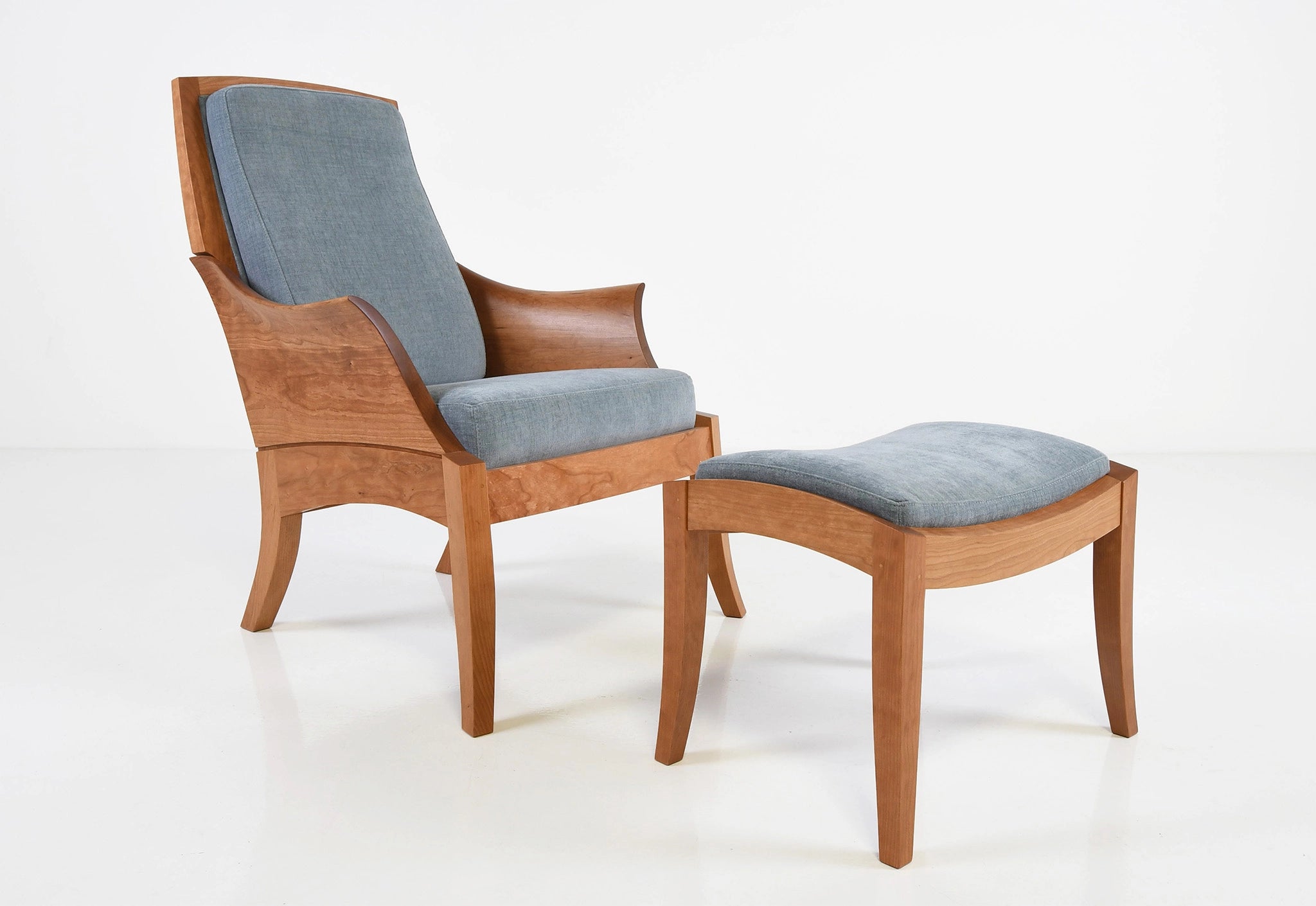 Wing Ottoman