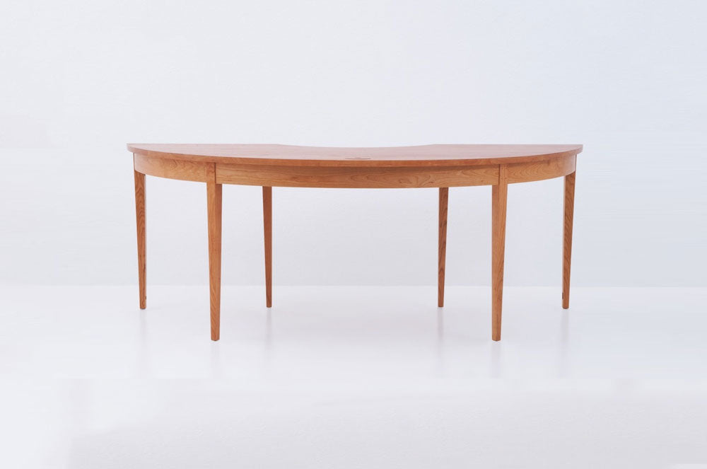 Radius Desk