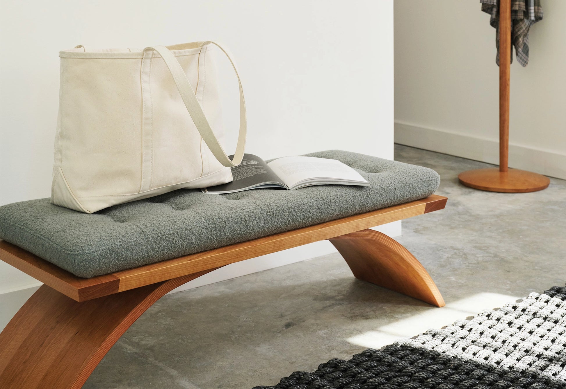 Vita Museum Bench – Thos. Moser