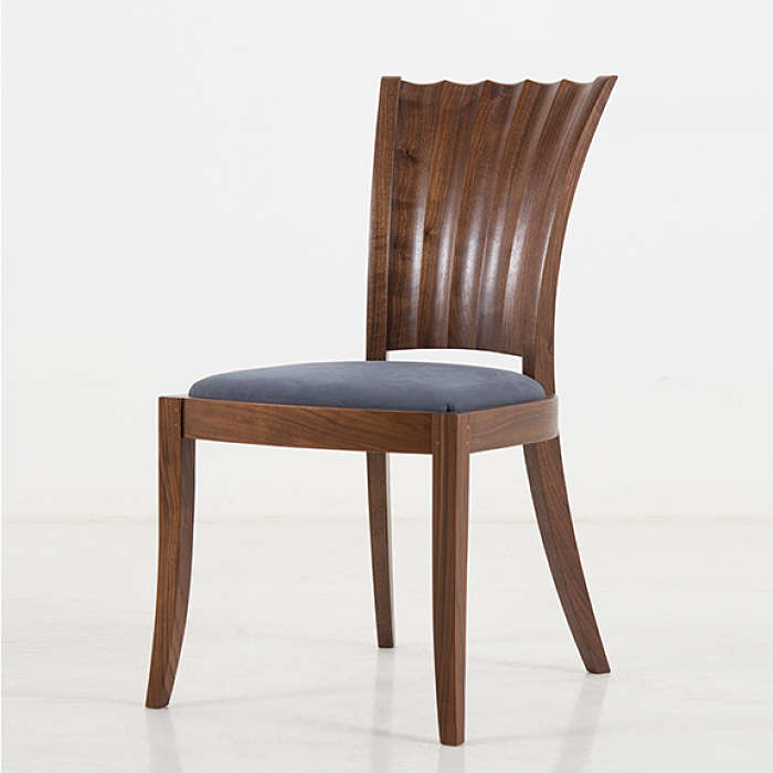 Brown Varnished Wood Chair aria side chair